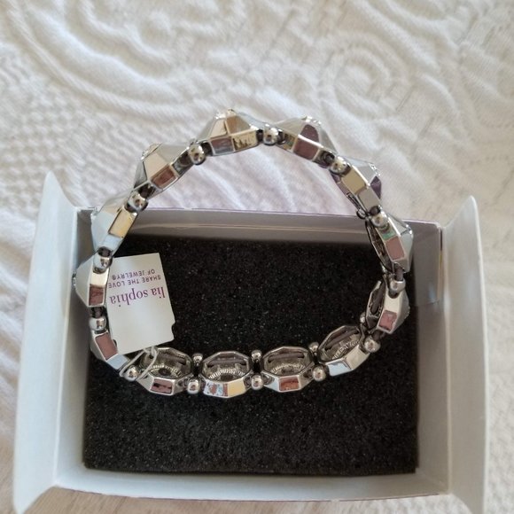 Lia Sophia Silver "Amplify" Stretch bracelet - Picture 1 of 9